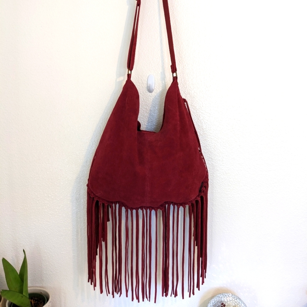 Stunning xl boho suede fringe hobo crossbody bag